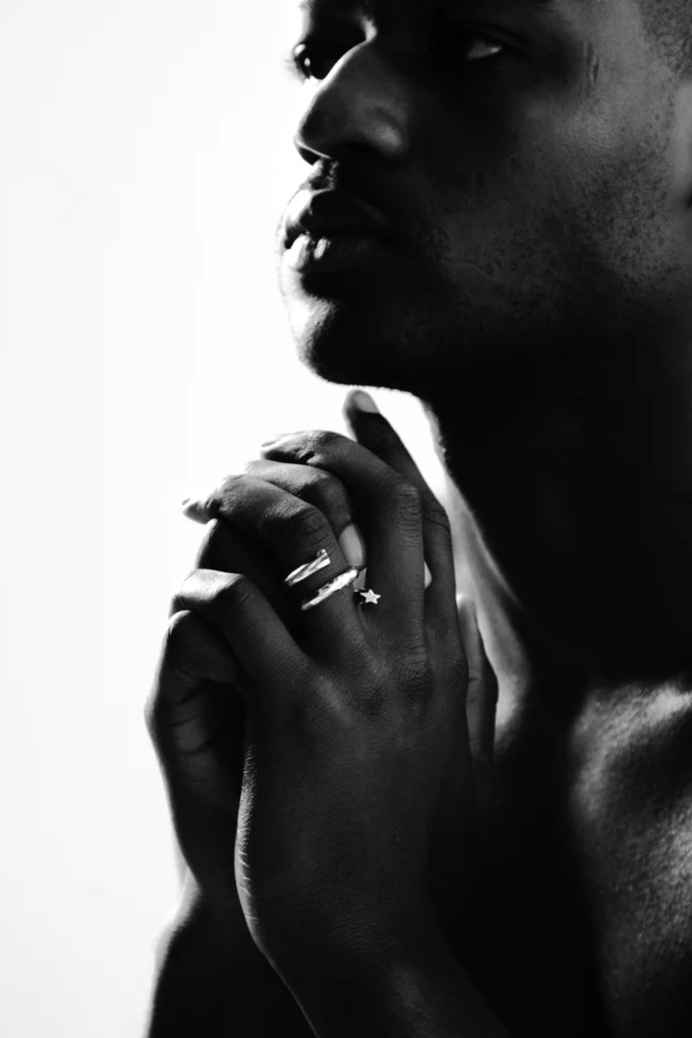 TWOJEYS TWISTED ICON RING 