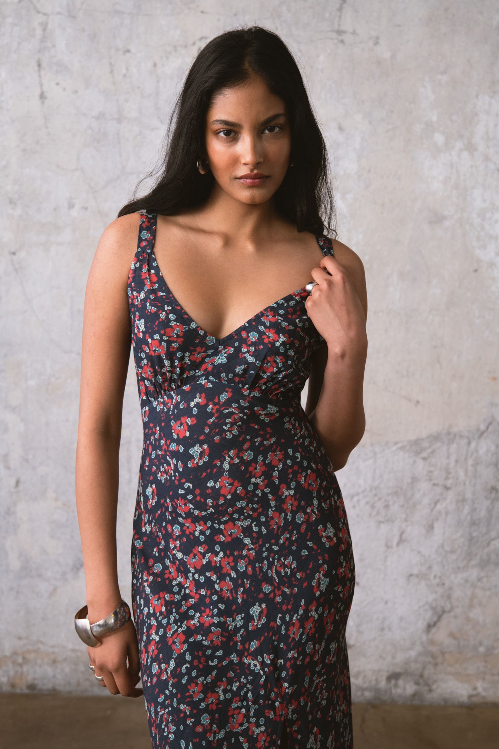 SUKIENKA MAXI FIG