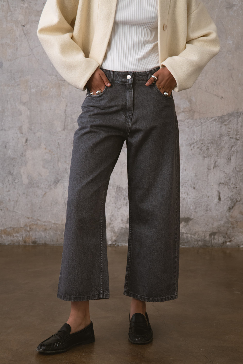 ISH JEANS GRAU