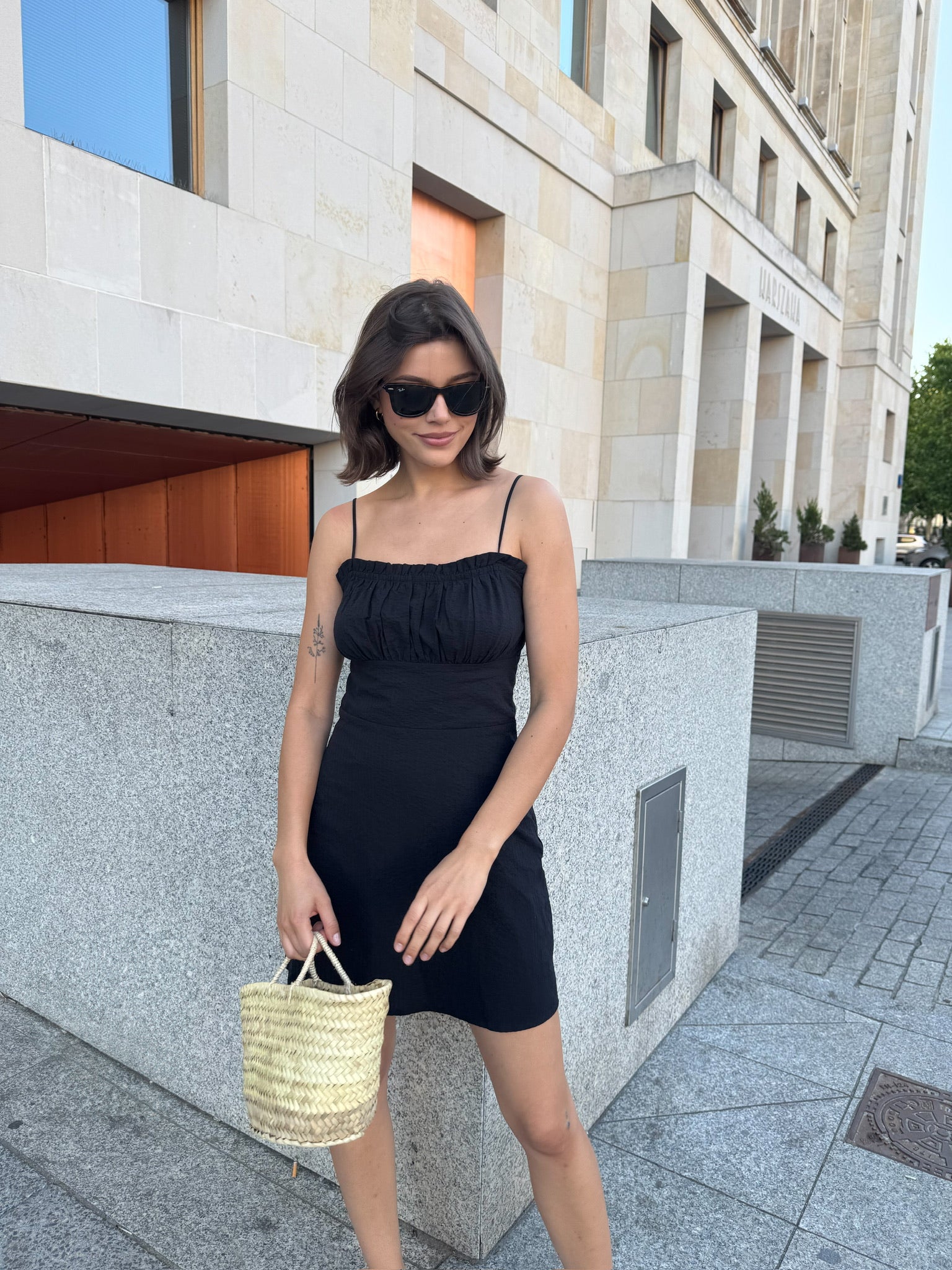CAPRI KLEID SCHWARZ